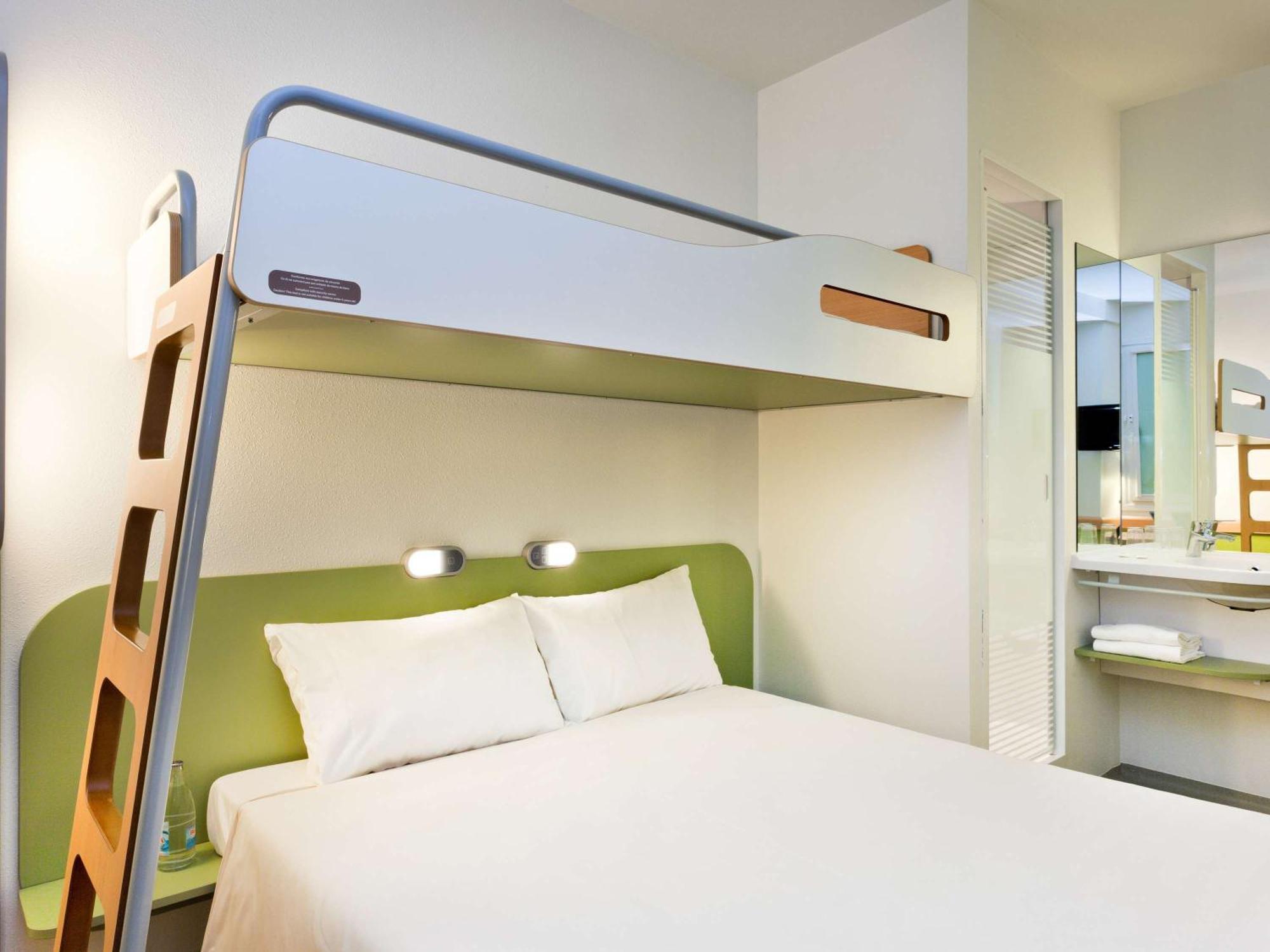 Ibis Budget Givet Εξωτερικό φωτογραφία