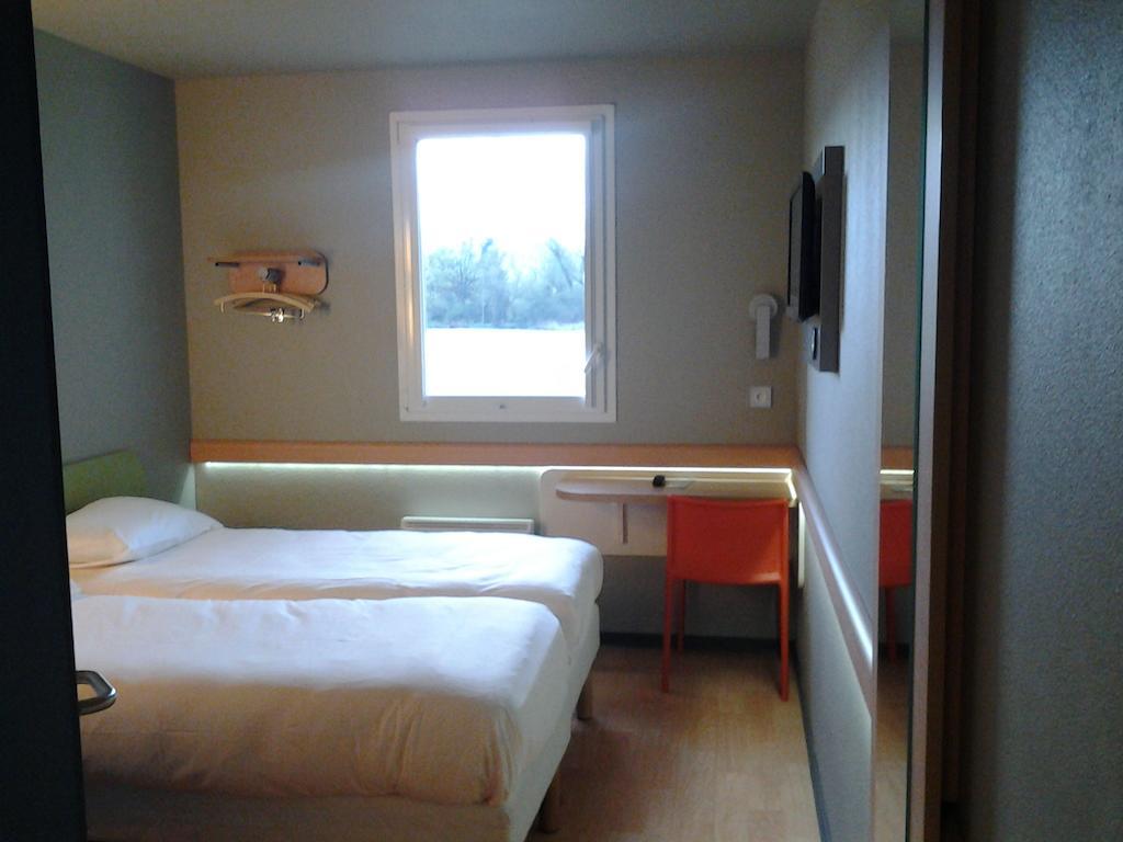 Ibis Budget Givet Δωμάτιο φωτογραφία