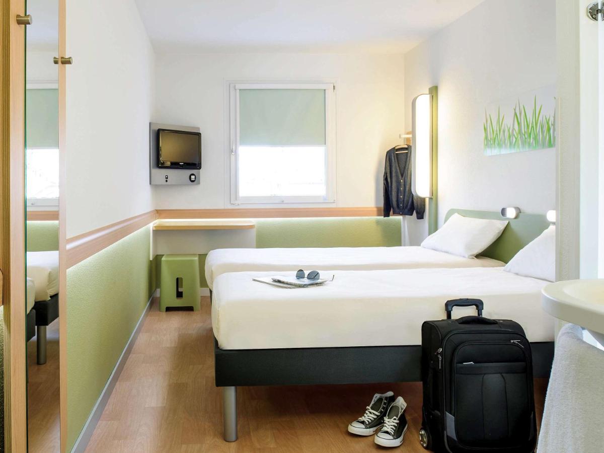 Ibis Budget Givet Εξωτερικό φωτογραφία
